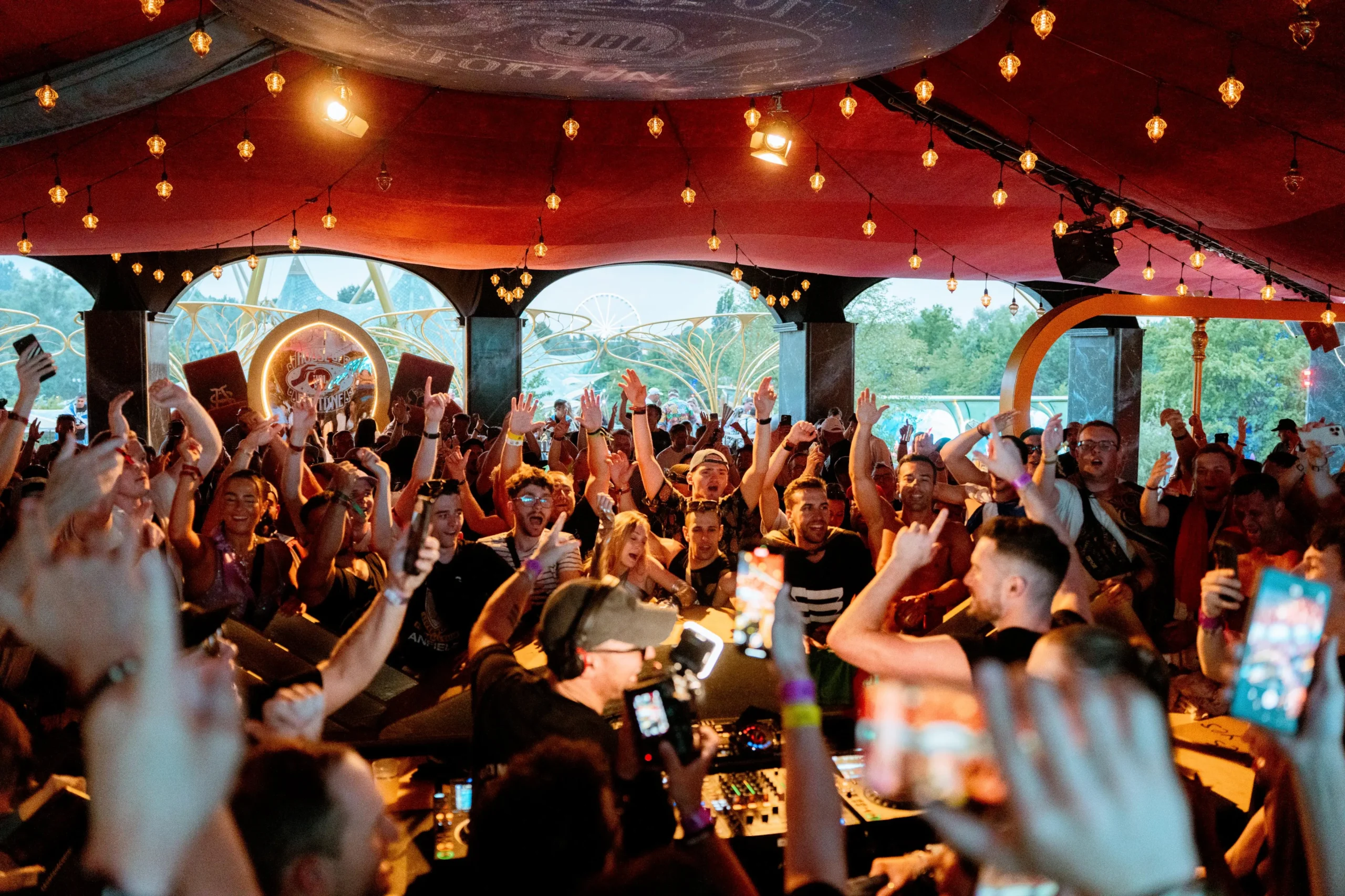 1752960518589_28f553e7-f267-426a-b15a-62af164cfb01.jpg_0_4656655619591090215